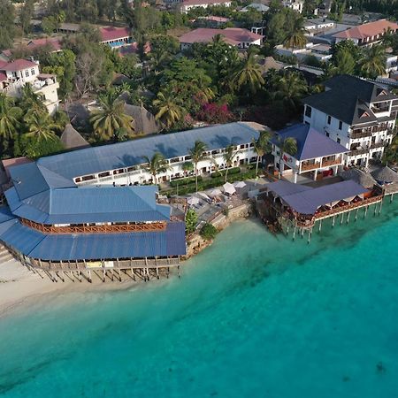 Zenobia Beach Resort Нунгви Экстерьер фото